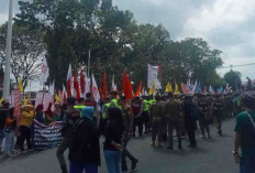 Demo Massa Lintas Parpol Memanas di Lahat