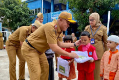 40.000 Siswa Baru SD-SMP Terima Seragam Gratis 