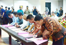 DISIPLIN DAN PELAYANAN PUBLIK HARGA MATI