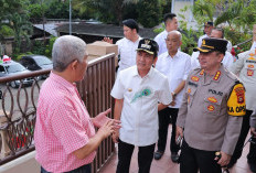 Wali Kota Palembang Tinjau Langsung Pelaksanaan Misa Natal di Dua Gereja, Pastikan Ibadah Berjalan Aman