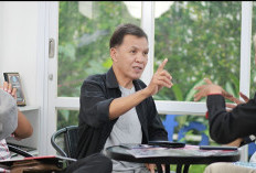Pengamat Minta Bupati Jangan Mengekor Ketenaran Tokoh Politik Nasional 