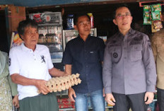 Bansos Rp 500 Ribu per KPM di Gumay Talang 