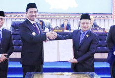 Bupati Abusama Hadiri Rapat Paripurna DPRD OKU Selatan, Apresiasi Dukungan Dewan Terhadap Raperda RPJMD