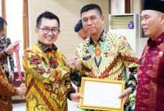 Inspektur Daerah Indra Bangsawan Terima Reward Terbaik Kedua