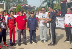 Banyuasin Ikut Bagikan 10 Juta Bendera Merah Putih