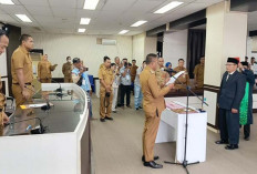 Lantik Direktur PDAM, Wako Prabumulih: Jangan Rugi Lagi