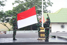 Semangat Nasionalisme Menggema di Upacara Bendera Korem 044/Gapo