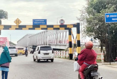 Jembatan Ogan Kertapati di Pasang Portal