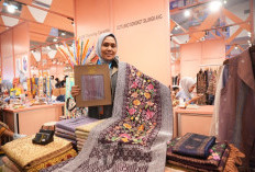 Unici Songket Silungkang Tembus Pasar Internasional 