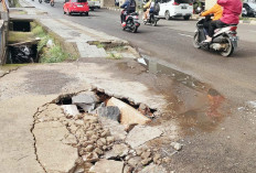 Lubang di Aliran Got Depan Korem Gapo Bertambah Besar