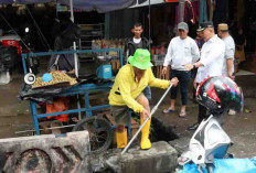 Respon Cepat Keluhan Masyarakat, Pj Wako Tinjau Selokan Tersumbat