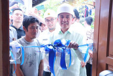 Ratu Dewa Serahkan Bantuan Rumah Layak Huni, PUPR Palembang Siapkan Enam Bantuan untuk PHL