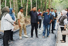 Komisi III Sidak Pembangunan Jalan di Talang Bernai