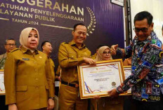 Pj Walikota Prabumulih Raih Penghargaan Kepatuhan Pelayanan Publik Ombusman RI