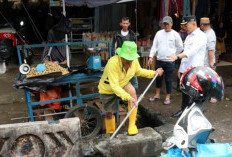 Respon Cepat Pj Wako Tinjau Selokan Tersumbat