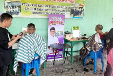 Relawan Cagub Heri Amalindo Gelar Potong Rambut Gratis