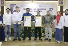 BPC Perhumas Palembang Apresiasi BSB dan PTBA, Berikan Penghargaan Prasasti Patron Humas 2024