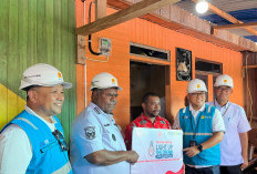 Kado HUT RI, PLN Salurkan Bantuan Pasang Listrik Gratis 2.821 Keluarga Prasejahtera di Seluruh Indonesia