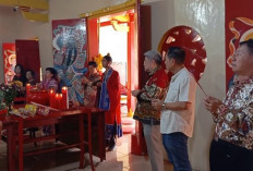 Umat Tridharma Palembang  Peringati HUT Dewa Kong Tek Cun Ong dengan Doa untuk Indonesia  ​