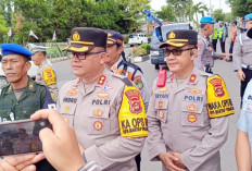 Polres Prabumulih Bagi Helm Gratis dan Jaket