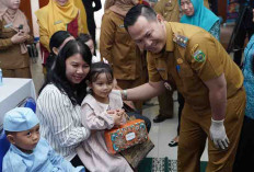 Hari Perdana, Pj Bupati Henky Luncurkan PIN Polio Serentak se- Muara Enim