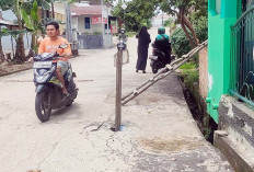 Telah Diperbaiki, Kembali Retak Hingga Nyaris Amblas