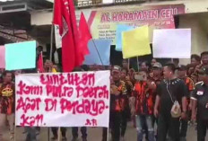 Ratusan Pengunjuk Rasa Datangi Kejari PALI