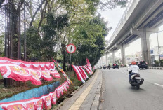 Semangat Merah Putih di Sepanjang Jalan Kol H Burlian