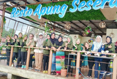 Resto Apung Sesera, Makan Sambil Menikmati Panorama Sungai Musi