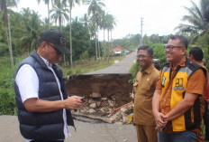 Jalan Penghubung Antar Kabupaten dan Kota Amblas 
