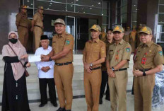 Wawako Franky Salurkan Bantuan ZIS Baznas