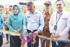 Wako Arlan Resmikan Kantor Lurah Gunung Ibul Timur