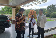 Geruduk Kantor Bupati, Tuntut Insentif Dokter Direalisasikan   