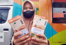 Warga Palembang Nuker Duit Baru Untuk Lebaran