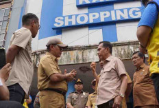 Kawal Revitalisasi Shopping Center Kayuagung