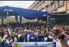 PAN Sumsel Bagi 2.700 Paket Beras ke Warga Palembang     