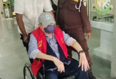 Alex Noerdin Berkursi Roda di Kejati: Kasus Cinde Makin Panas, Mantan Walikota Turut Diperiksa!