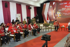 Last Minute, PDIP Usung Mantan Bupati Pangandaran dan Artis Ronal Surapradja 