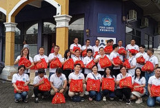 Tebar Kebahagiaan Menjelang Imlek, PSMTI Sumsel Salurkan 1.000 Paket Sembako dan Angpau