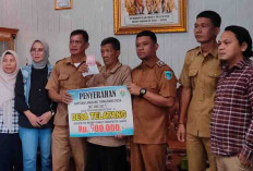 Pemdes Telatang Kucurkan BLT 2025 Kurangi Kemiskinan Ekstrim