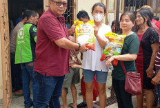 Kelenteng  Marga Theng Palembang Gelar Baksos Bagikan 7 Ton Beras