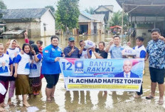 Hafisz Tohir Bagikan Sembako Bagi Korban Banjir Muratara