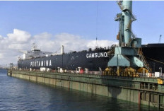 TERJEBAK DI ZONA MERAH!  Dua Kapal Raksasa Pertamina  Terkepung Ketegangan di Selat Hormuz