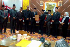 Dewan Serahkan Rekomendasi Atas LKPJ Walikota Prabumulih 2023