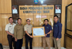 PLN UIP Sumbagsel Terima Penghargaan  Kepatuhan Pajak dari Bapenda OKU Timur