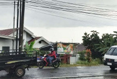 Musim Hujan Warga tetap Waspada dan Jaga Kebersihan Lingkungan
