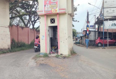 Pintu Gerbang Situs Purbakala Sriwijaya Jadi Tempat Sampah