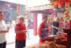 Kelenteng Hok Ho Keng Rayakan HUT Dewa Siong Te Kong