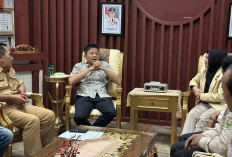 Bupati OKU Timur Support Penuh Progtam Buku Tulis Gratis untuk Pelajar
