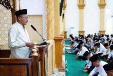 Momentum Salat Idul Fitri, Wako H Arlan Ajak Masyarakat Pererat Silaturahmi